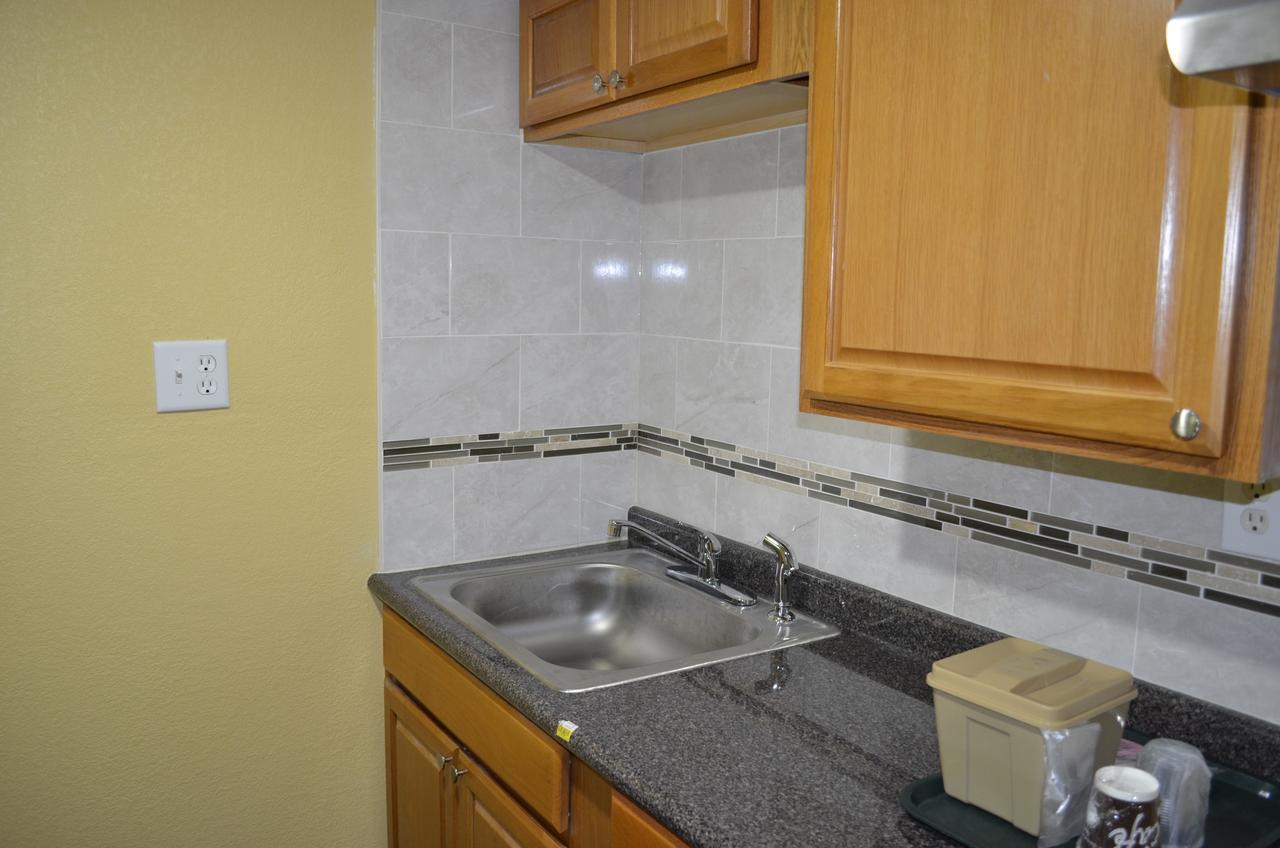 Budget Inn Williamsville Ngoại thất bức ảnh