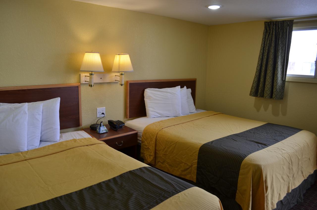 Budget Inn Williamsville Ngoại thất bức ảnh