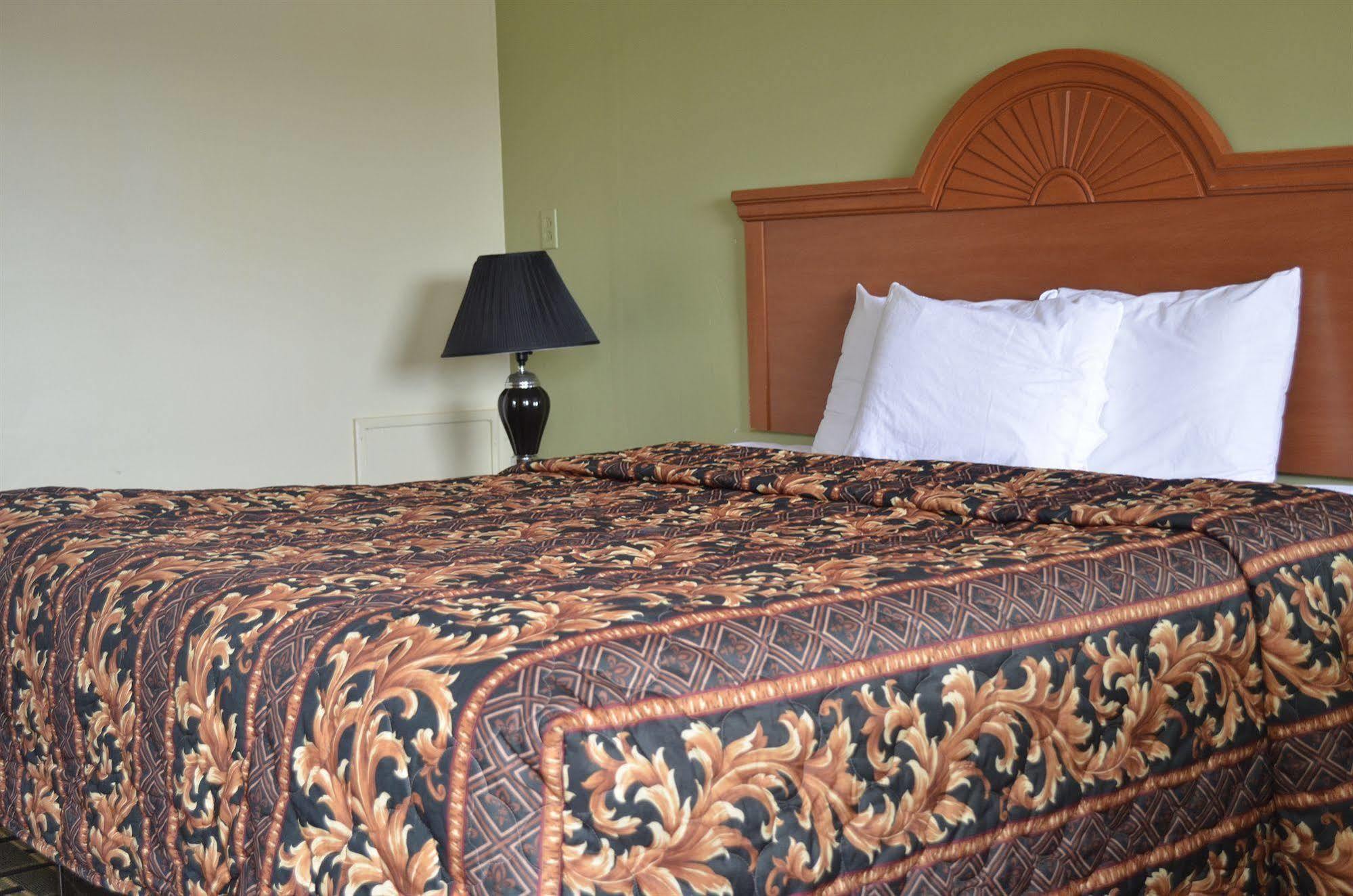 Budget Inn Williamsville Ngoại thất bức ảnh