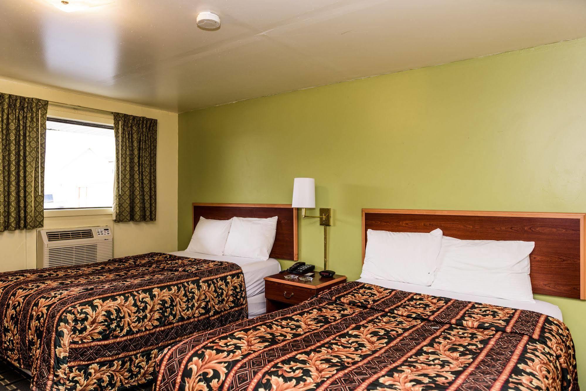 Budget Inn Williamsville Ngoại thất bức ảnh