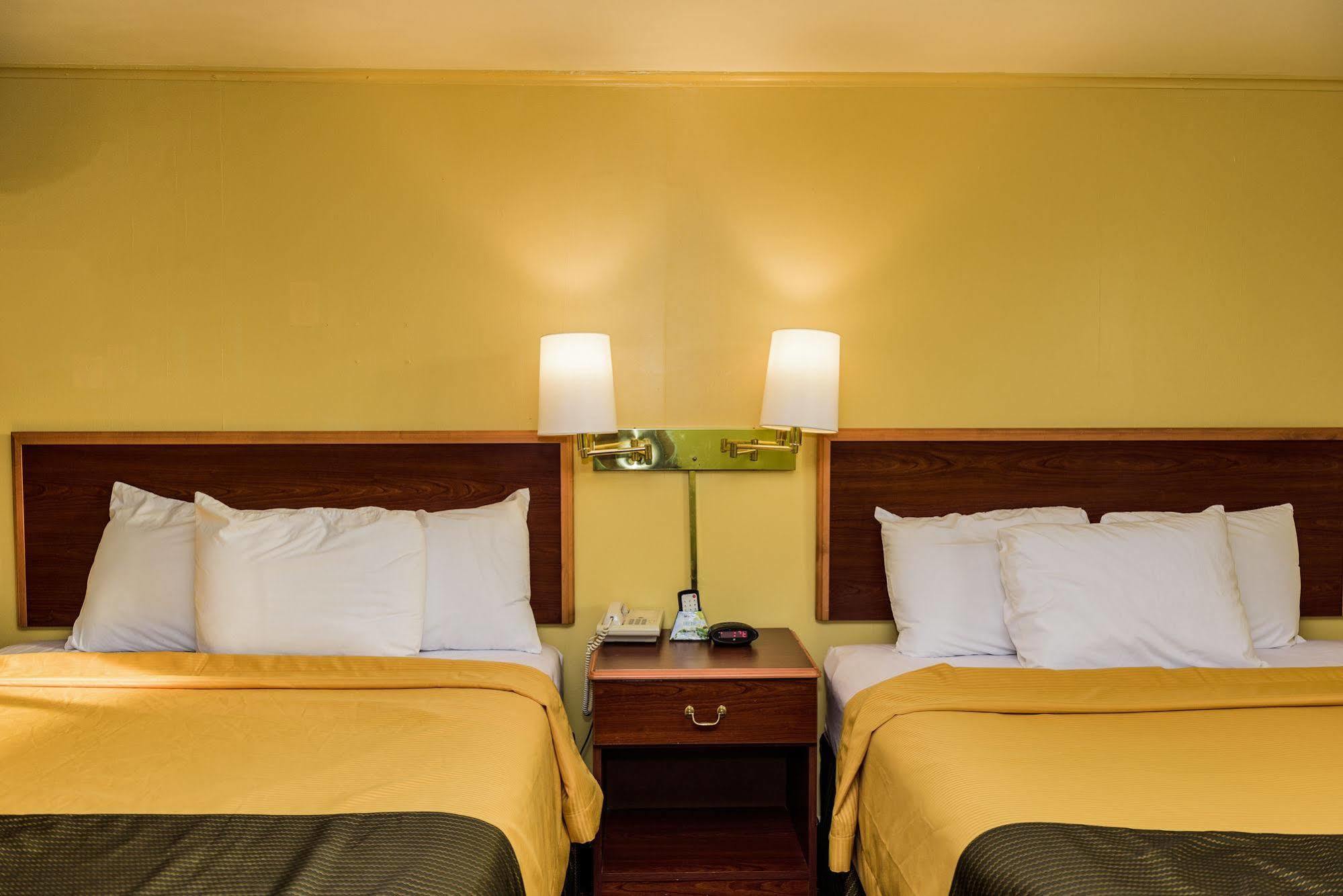 Budget Inn Williamsville Ngoại thất bức ảnh