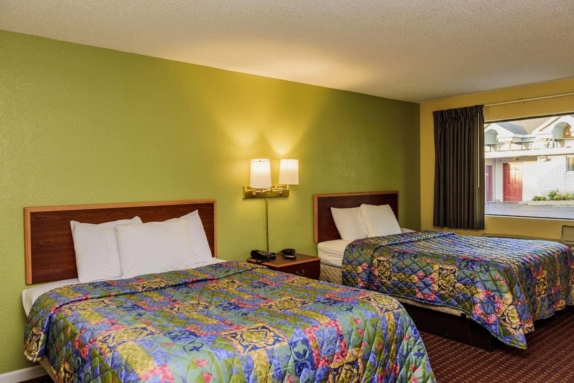 Budget Inn Williamsville Ngoại thất bức ảnh