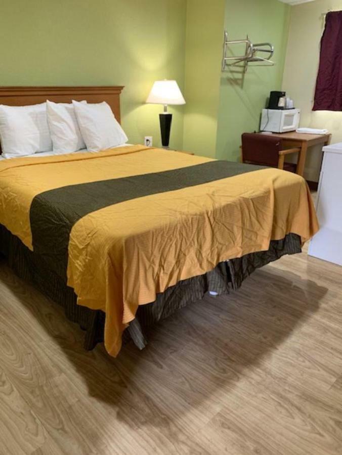 Budget Inn Williamsville Ngoại thất bức ảnh